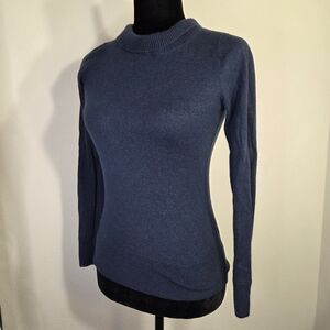 Navy Blue Long Sleeve Sweater 100% Wool Size Small